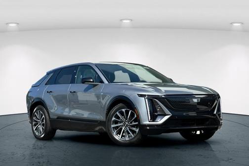 2025 Cadillac LYRIQ Sport
