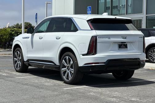 2025 Cadillac Escalade IQ Luxury