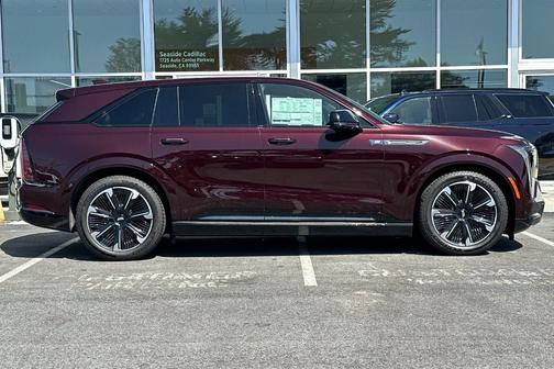 2025 Cadillac Escalade IQ Sport 1