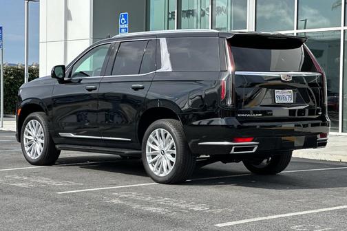 2024 Cadillac Escalade Luxury
