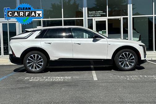 2024 Cadillac LYRIQ Sport
