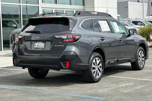 2021 Subaru Outback Premium