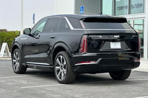 2025 Cadillac Escalade IQ Luxury 1