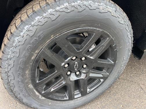Cypress Gray 2026 Chevrolet Silverado 1500 LT Trail Boss