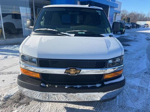 Summit White 2025 Chevrolet Express 2500 Work Van