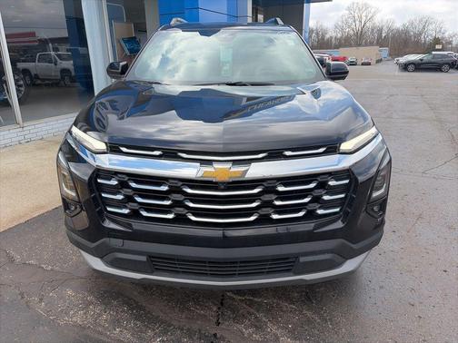 Mosaic Black Metallic 2025 Chevrolet Equinox 1LT