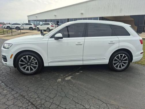 2019 Audi Q7 55 Prestige