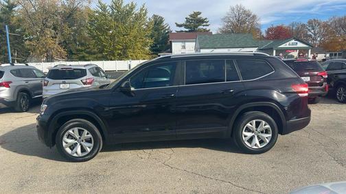2018 Volkswagen Atlas SE w/Tech Pkg Sport Utility 4D