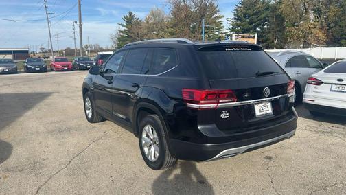 2018 Volkswagen Atlas SE w/Tech Pkg Sport Utility 4D