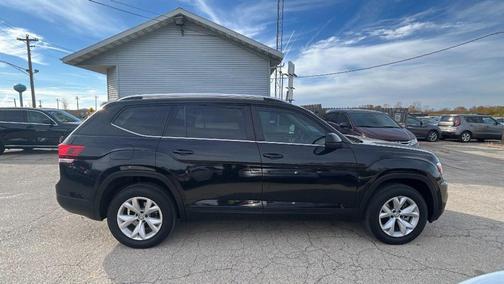 2018 Volkswagen Atlas SE w/Tech Pkg Sport Utility 4D
