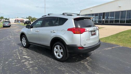 Classic Silver Metallic 2013 Toyota RAV4 XLE