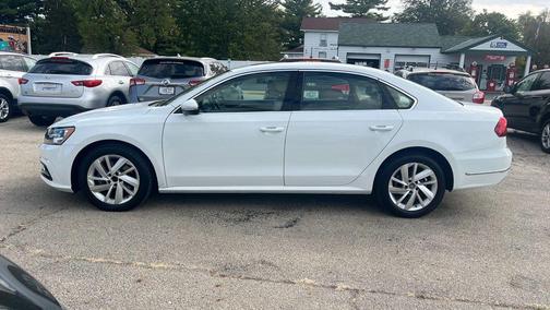 2018 Volkswagen Passat 2.0T SE