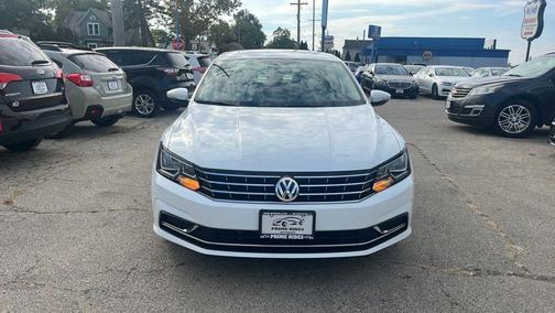 2018 Volkswagen Passat 2.0T SE