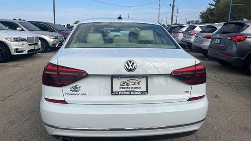 2018 Volkswagen Passat 2.0T SE