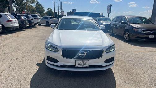 2018 Volvo S90 T6 Momentum