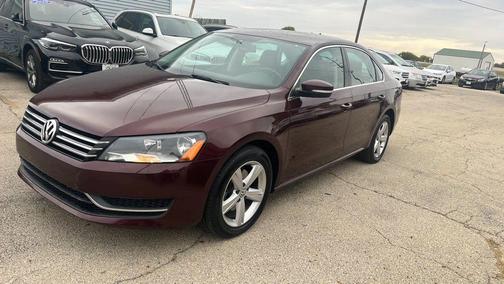 2014 Volkswagen Passat 1.8T Auto SE