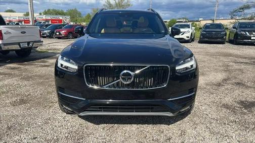 2017 Volvo XC90 T6 Momentum