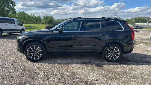 2017 Volvo XC90 T6 Momentum
