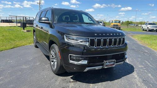 Diamond Black Crystal Pearlcoat 2023 Jeep Wagoneer L Series II 4x4