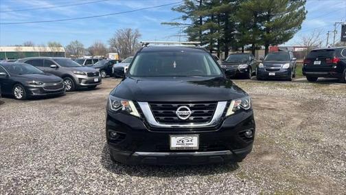 2017 Nissan Pathfinder Platinum