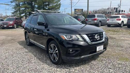 2017 Nissan Pathfinder Platinum