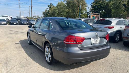 2014 Volkswagen Passat 2.0L TDI DSG SE w/Sunroof