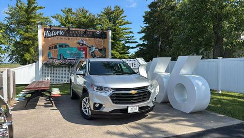 2018 Chevrolet Traverse LT Cloth