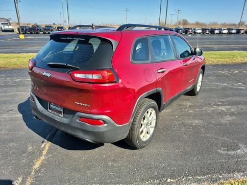 2015 Jeep Cherokee Sport