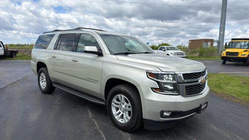Gold 2017 Chevrolet Suburban LT