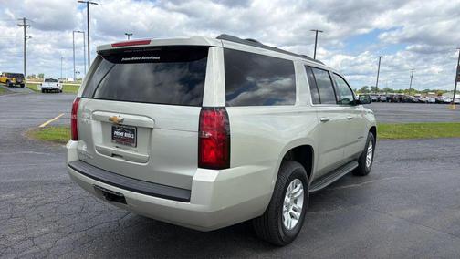 Gold 2017 Chevrolet Suburban LT