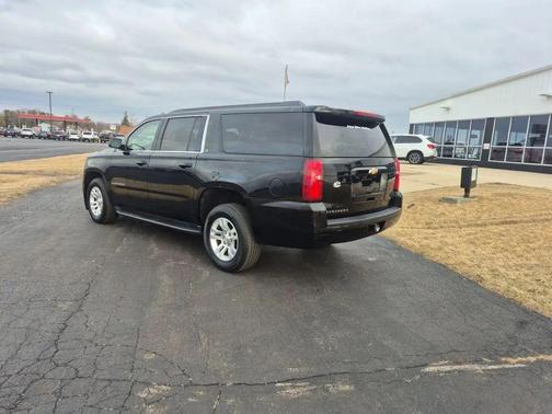 2018 Chevrolet Suburban LT