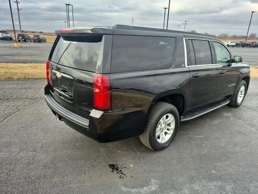 2018 Chevrolet Suburban LT