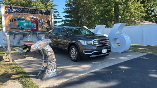 2019 GMC Acadia SLE-2