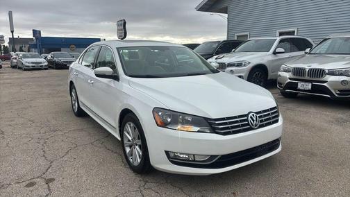 2013 Volkswagen Passat 2.5 SEL Premium