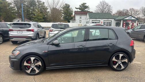 2015 Volkswagen Golf GTI 2.0T S 4-Door