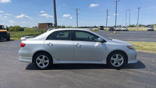 Classic Silver Metallic 2011 Toyota Corolla S