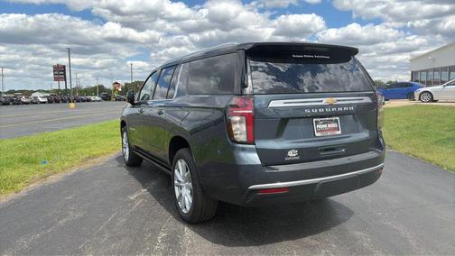 Shadow Gray Metallic 2021 Chevrolet Suburban 4WD High Country