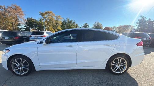 2019 Ford Fusion SEL