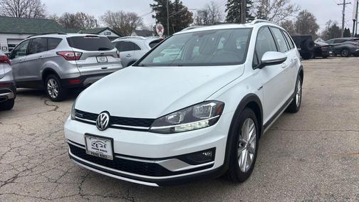 2018 Volkswagen Golf Alltrack TSI SE