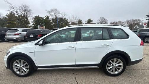 2018 Volkswagen Golf Alltrack TSI SE