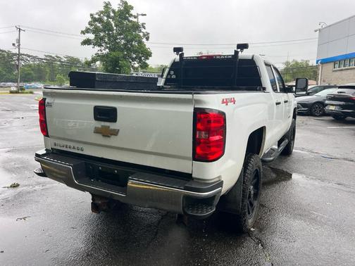Summit White 2019 Chevrolet Silverado 2500 WT