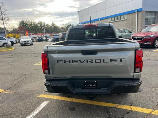 Sterling Gray Metallic 2025 Chevrolet Colorado WT