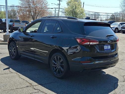 Mosaic Black Metallic 2023 Chevrolet Equinox RS