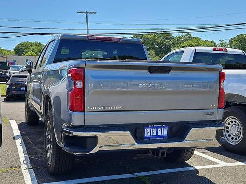 Sterling Gray Metallic 2026 Chevrolet Silverado 1500 LT