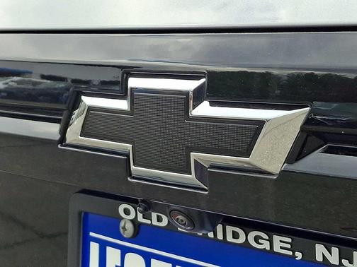 Sterling Gray Metallic 2027 Chevrolet Traverse Z71