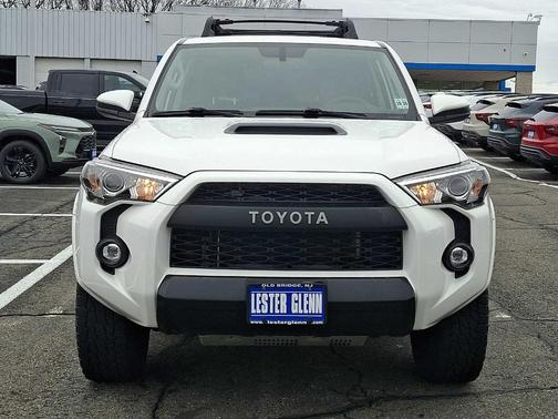 Super White 2019 Toyota 4Runner TRD Pro