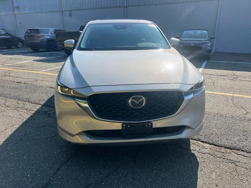 Platinum 2025 Mazda CX-5 2.5 S Preferred Package