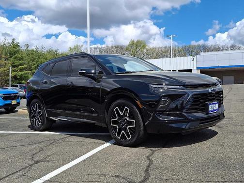 Black 2023 Chevrolet Blazer RS