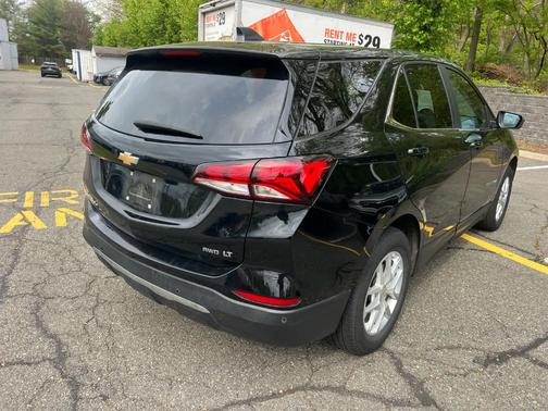 Mosaic Black Metallic 2024 Chevrolet Equinox LT