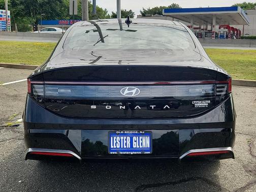 Onyx Black 2024 Hyundai SONATA SEL